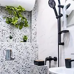 Excellent 2br Flat In Downtown Appartement *