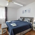 Appartement Excellent 2br Flat In Downtown *