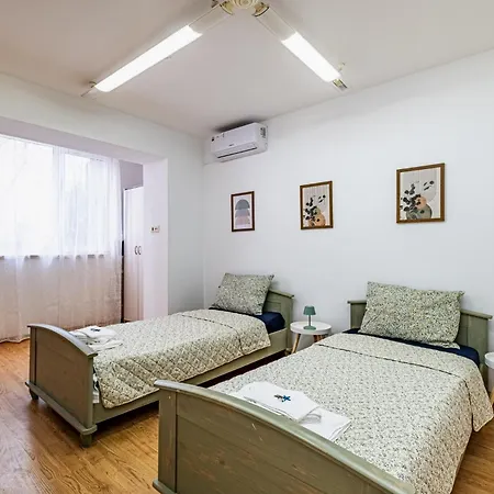 דירה Excellent 2br Flat In Downtown וארנה