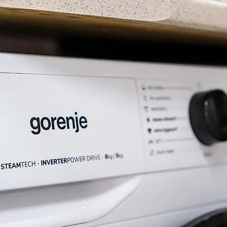 Excellent 2br Flat In Downtown Apartament Varna