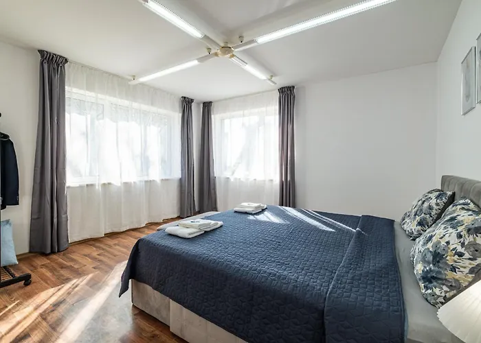 Excellent 2br Flat In Downtown Lägenhet Varna
