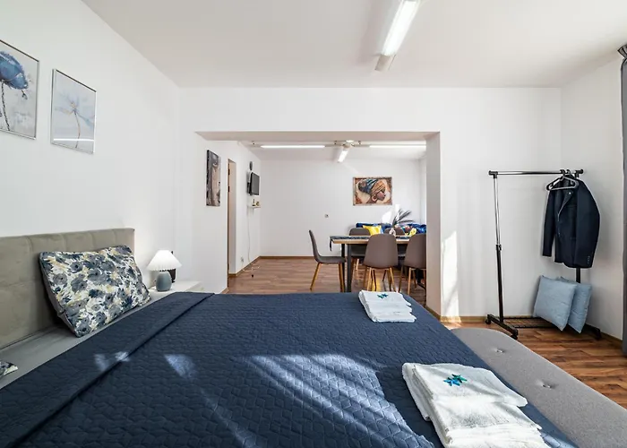 Excellent 2br Flat In Downtown Lägenhet *