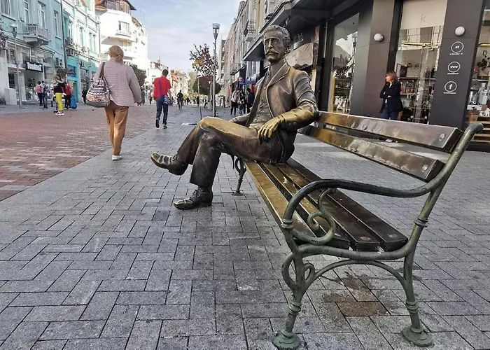 Excellent 2br Flat In Downtown *