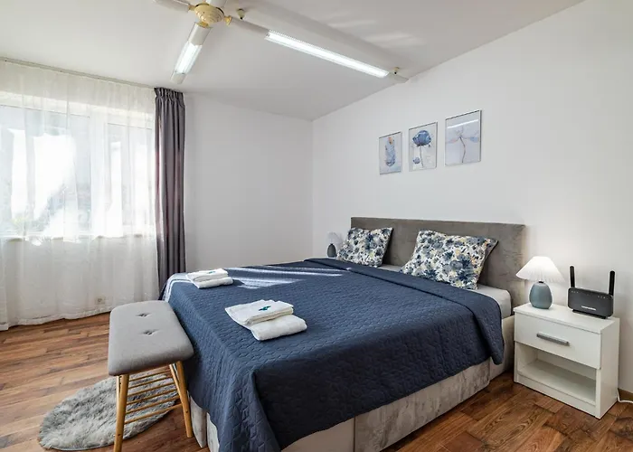 Apartment Excellent 2br Flat In Downtown *