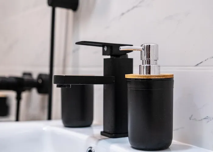 Excellent 2br Flat In Downtown