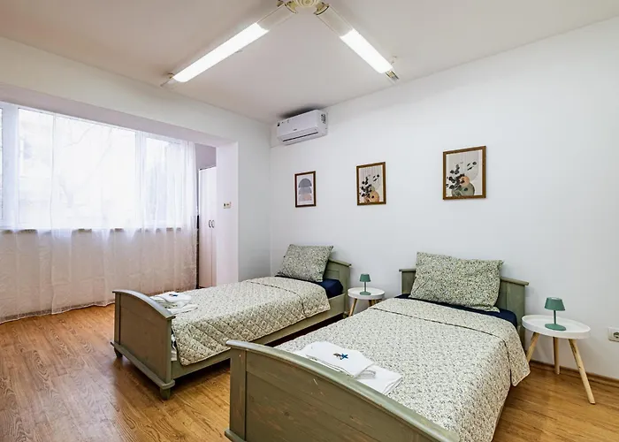 Apartment Excellent 2br Flat In Downtown Varna